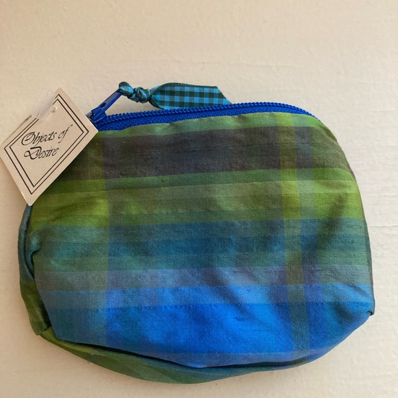 New Dupuni silk pouch   With gingham zipper pull . Fabric blues and greens - Picture 2 of 5